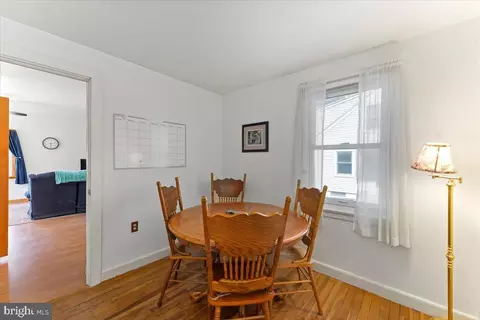 Dining - 438 Woodcrest Ave, Lititz, PA 17543 photo 1 of 2