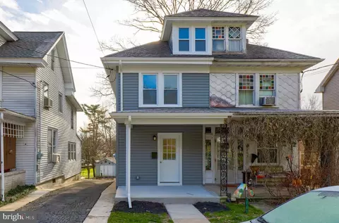 207 E Main St, Adamstown, PA 19501