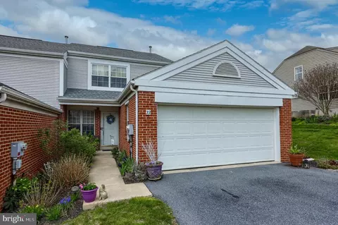22 Toll Gate Sta, Lancaster, PA 17601