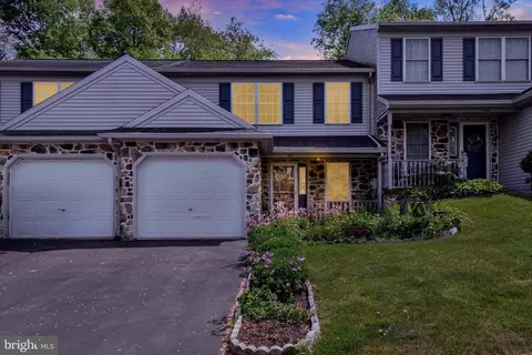 45 Heron Rd, Lititz, PA 17543 photo 3