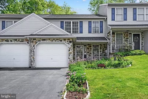 45 Heron Rd, Lititz, PA 17543