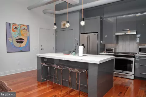 41 W Lemon St #504, Lancaster, PA 17603