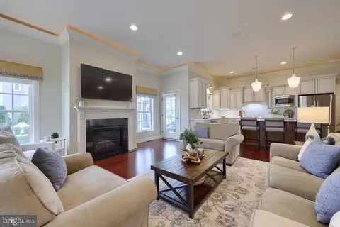 Living - 683 Integrity Dr, Lititz, PA 17543 photo 2 of 2