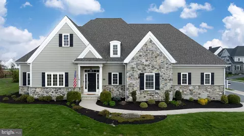 683 Integrity Dr, Lititz, PA 17543