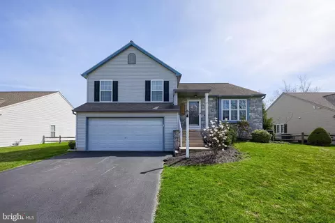 45 Misty Meadow Dr, Reinholds, PA 17569