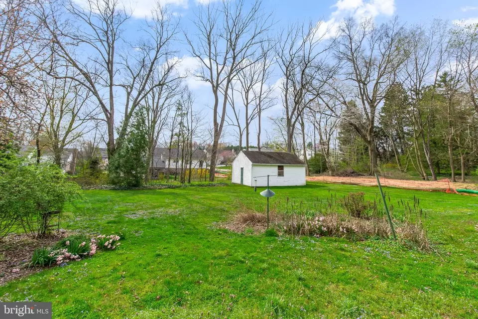 Exterior - 170 Kready Ave, Millersville, PA 17551 photo 3 of 7