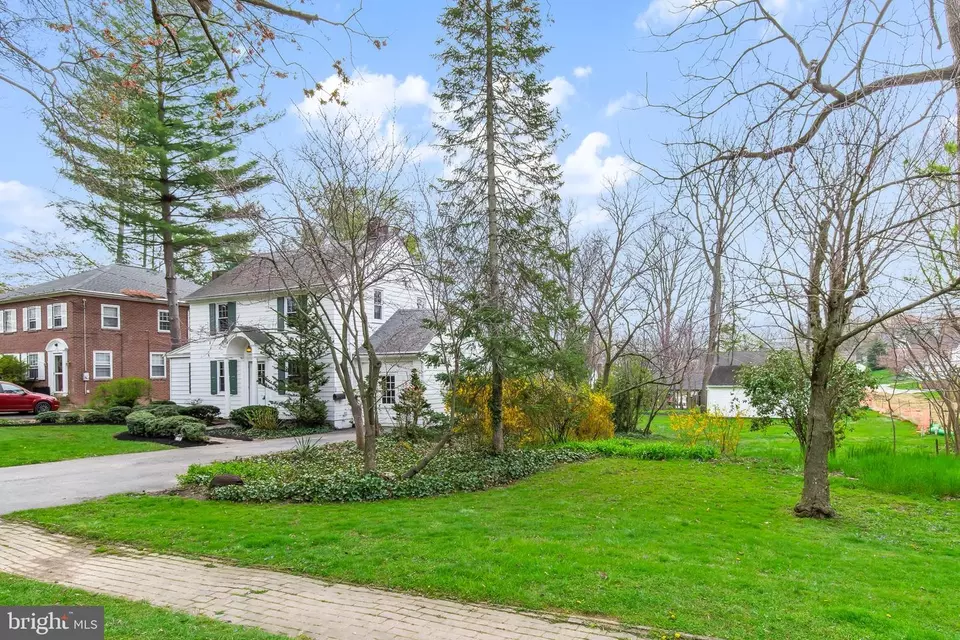 Exterior - 170 Kready Ave, Millersville, PA 17551 photo 6 of 7