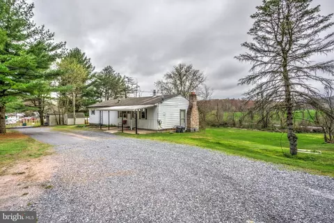 455 N Ridge Rd, Reinholds, PA 17569