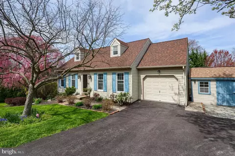Exterior - 805 S Cedar St, Lititz, PA 17543 photo 17 of 18