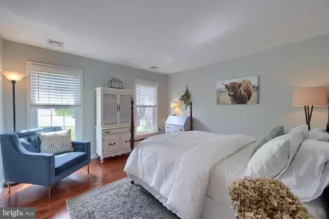 Bedroom - 805 S Cedar St, Lititz, PA 17543 photo 3 of 10