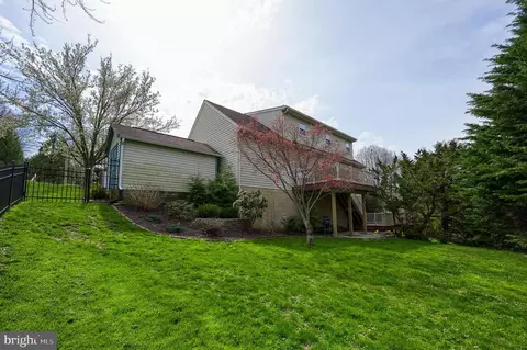 Exterior - 805 S Cedar St, Lititz, PA 17543 photo 12 of 18
