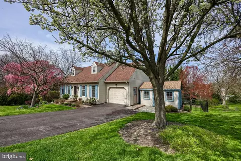 Exterior - 805 S Cedar St, Lititz, PA 17543 photo 18 of 18