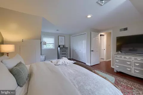 Bedroom - 805 S Cedar St, Lititz, PA 17543 photo 9 of 10