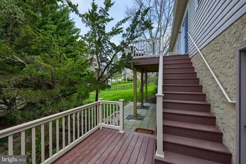 Exterior - 805 S Cedar St, Lititz, PA 17543 photo 6 of 18