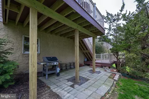 Exterior - 805 S Cedar St, Lititz, PA 17543 photo 7 of 18