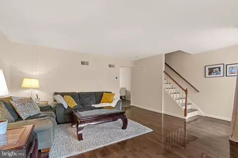 Living - 395 Crosswinds Dr, Lititz, PA 17543 photo 3 of 3