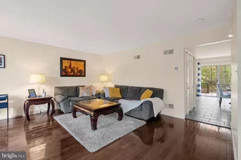 Living - 395 Crosswinds Dr, Lititz, PA 17543 photo 2 of 3
