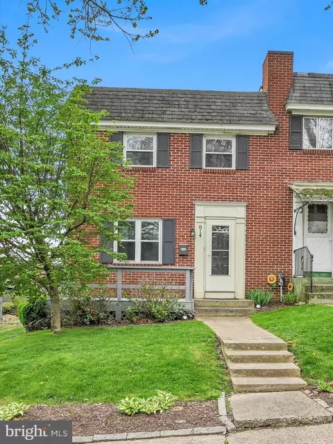 814 Wabank St, Lancaster, PA 17603