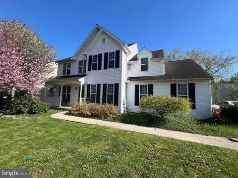 2390 Spring Valley Rd, Lancaster, PA 17601