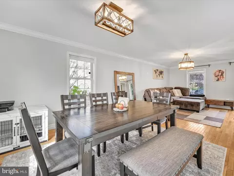 Dining - 20 E Grant St, Lititz, PA 17543 photo 2 of 2