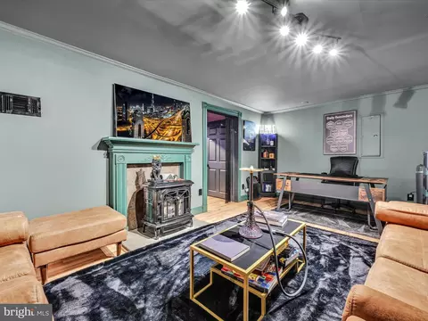 Living - 20 E Grant St, Lititz, PA 17543 photo 3 of 4