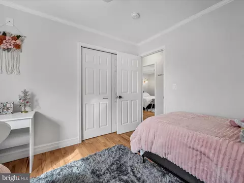 Bedroom - 20 E Grant St, Lititz, PA 17543 photo 6 of 8