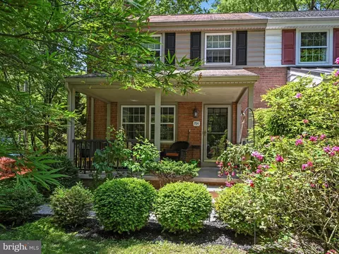 704 State St, Lancaster, PA 17603