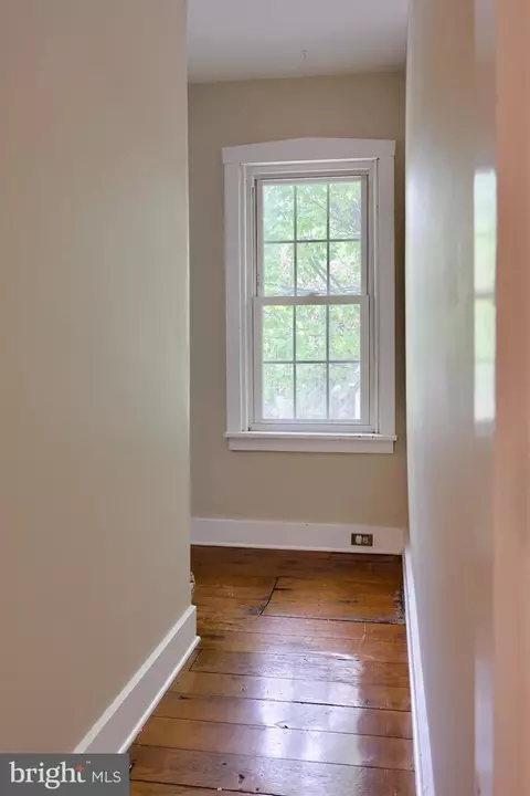 122 S Spruce St, Lititz, PA 17543 photo 24