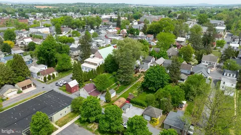 122 S Spruce St, Lititz, PA 17543 photo 40
