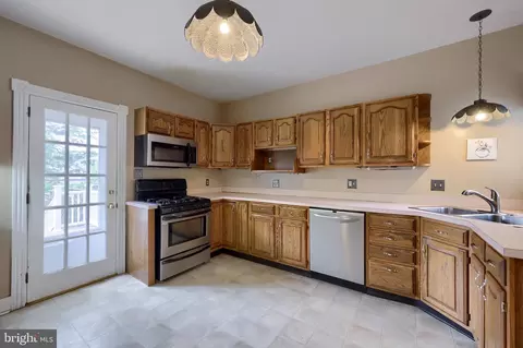122 S Spruce St, Lititz, PA 17543 photo 15