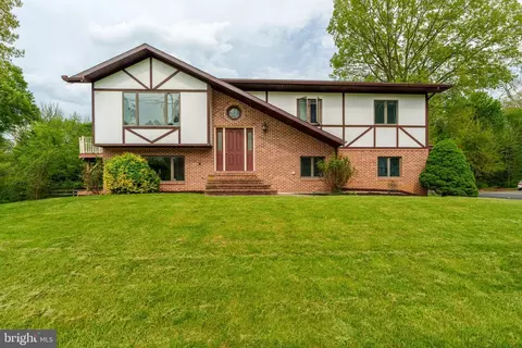 520 Big Bend Rd, Lancaster, PA 17603