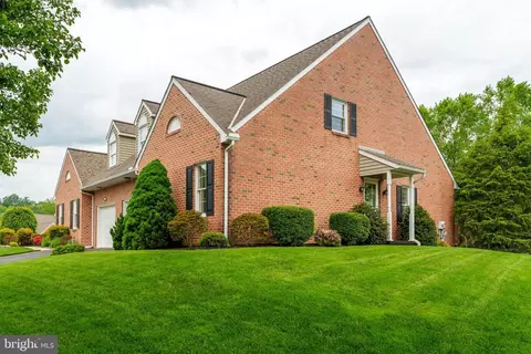 25 Pennridge Ave, Mountville, PA 17554