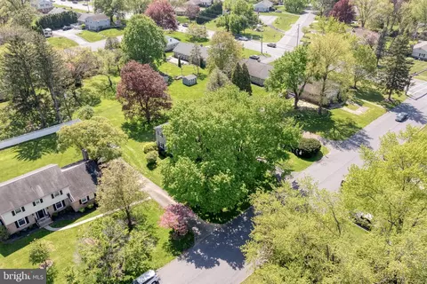 View/Area - 2034 Robindale Ave, Lancaster, PA 17601 photo 1 of 1