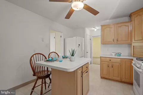 Kitchen - 2034 Robindale Ave, Lancaster, PA 17601 photo 6 of 6
