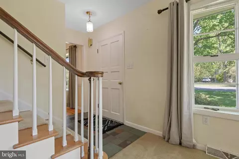 Entry Way - 2034 Robindale Ave, Lancaster, PA 17601 photo 1 of 1