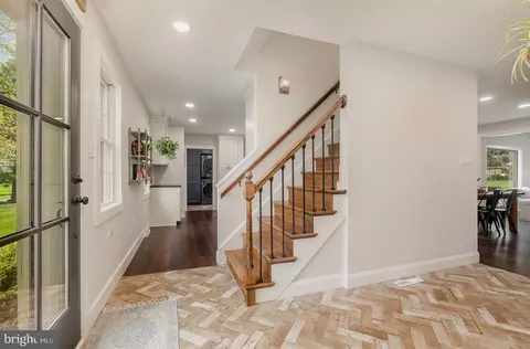 Entry Way - 310 Millway Rd, Lititz, PA 17543 photo 2 of 2