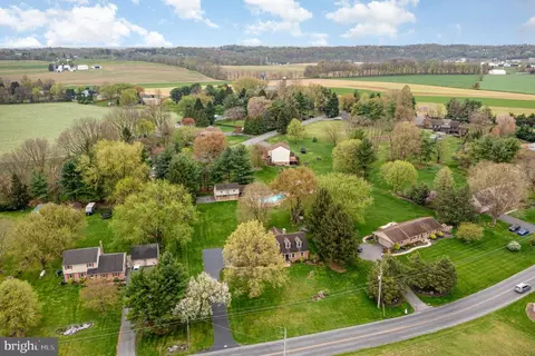 View/Area - 310 Millway Rd, Lititz, PA 17543 photo 5 of 7