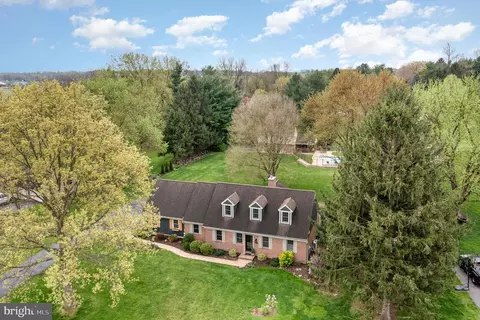 View/Area - 310 Millway Rd, Lititz, PA 17543 photo 1 of 7