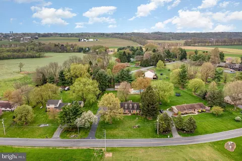 View/Area - 310 Millway Rd, Lititz, PA 17543 photo 3 of 7