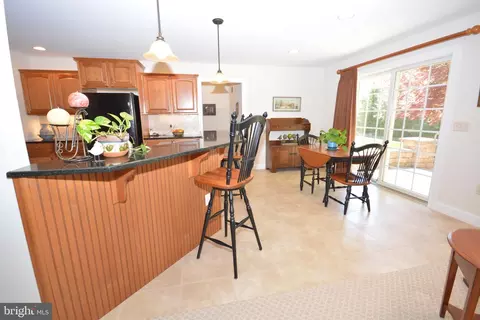 Kitchen - 12 Sensenich Dr, Lititz, PA 17543 photo 4 of 4