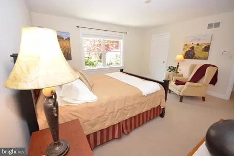 Bedroom - 12 Sensenich Dr, Lititz, PA 17543 photo 2 of 5