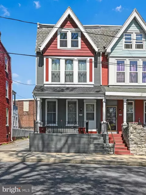 125 N 2nd St, Columbia, PA 17512