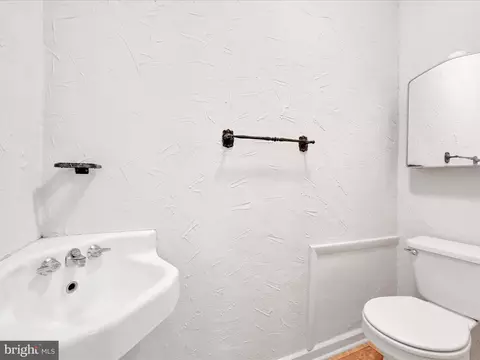 Bath - 525 N Water St, Lititz, PA 17543 photo 1 of 3