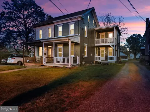 Exterior - 525 N Water St, Lititz, PA 17543 photo 2 of 12