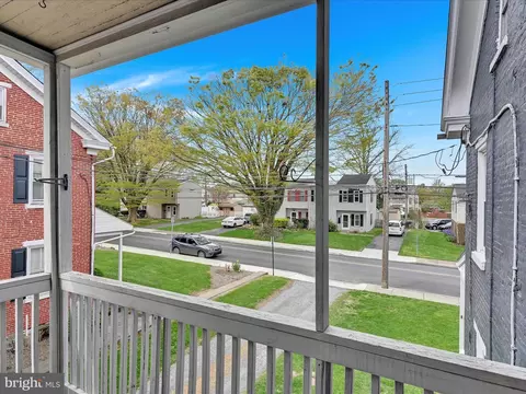 Exterior - 525 N Water St, Lititz, PA 17543 photo 6 of 12
