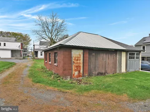 Exterior - 525 N Water St, Lititz, PA 17543 photo 12 of 12