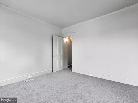 Bedroom - 525 N Water St, Lititz, PA 17543 photo 2 of 2