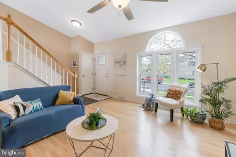 Living - 39 Pebble Creek Dr, Lititz, PA 17543 photo 3 of 5