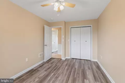 Bedroom - 39 Pebble Creek Dr, Lititz, PA 17543 photo 3 of 4