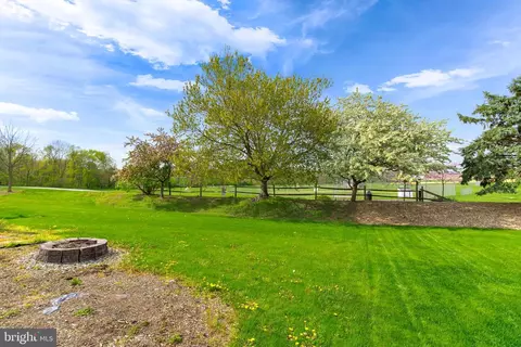 View/Area - 39 Pebble Creek Dr, Lititz, PA 17543 photo 1 of 2